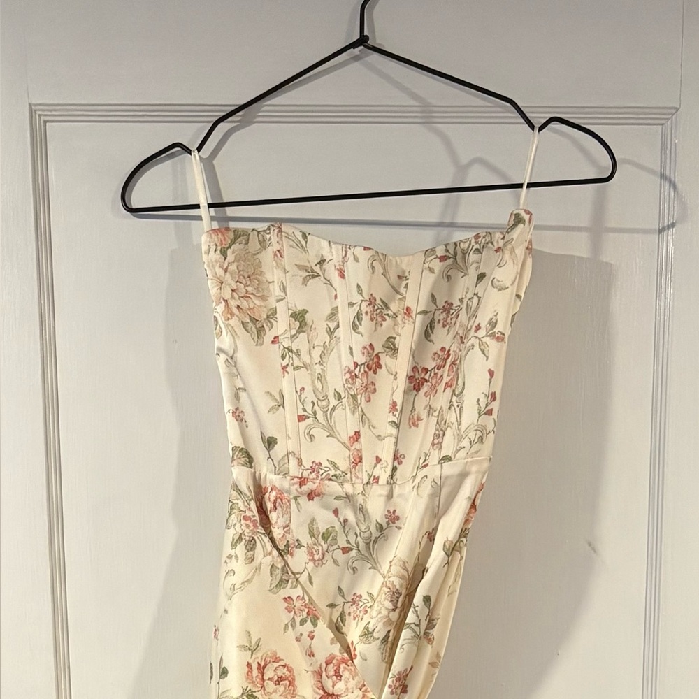 V. Chapman June Dress, Size S never worn- tried on and removed tags - Picture 2 of 3
